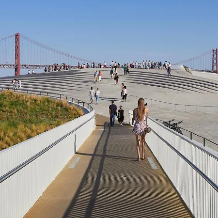 Italian Design In Principe Real Апартаменты *